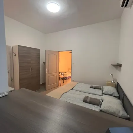 Tocc Apartman