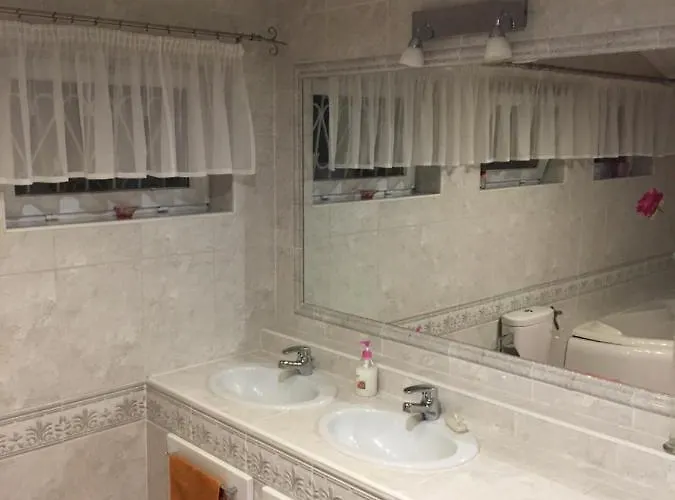 Apartment Tocc Gyál