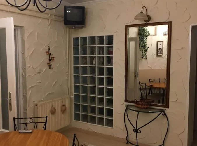 Tocc Apartment Gyál